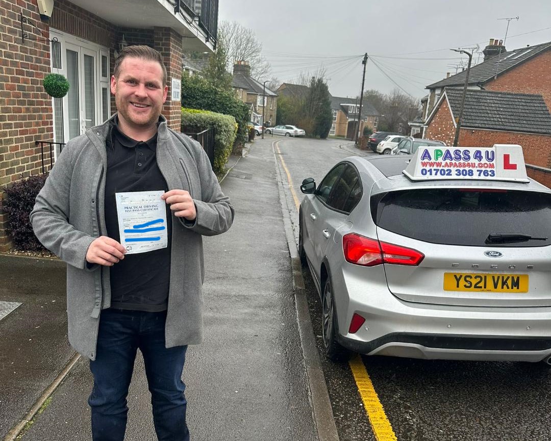 A great 1st time pass for Josh in Brentwood