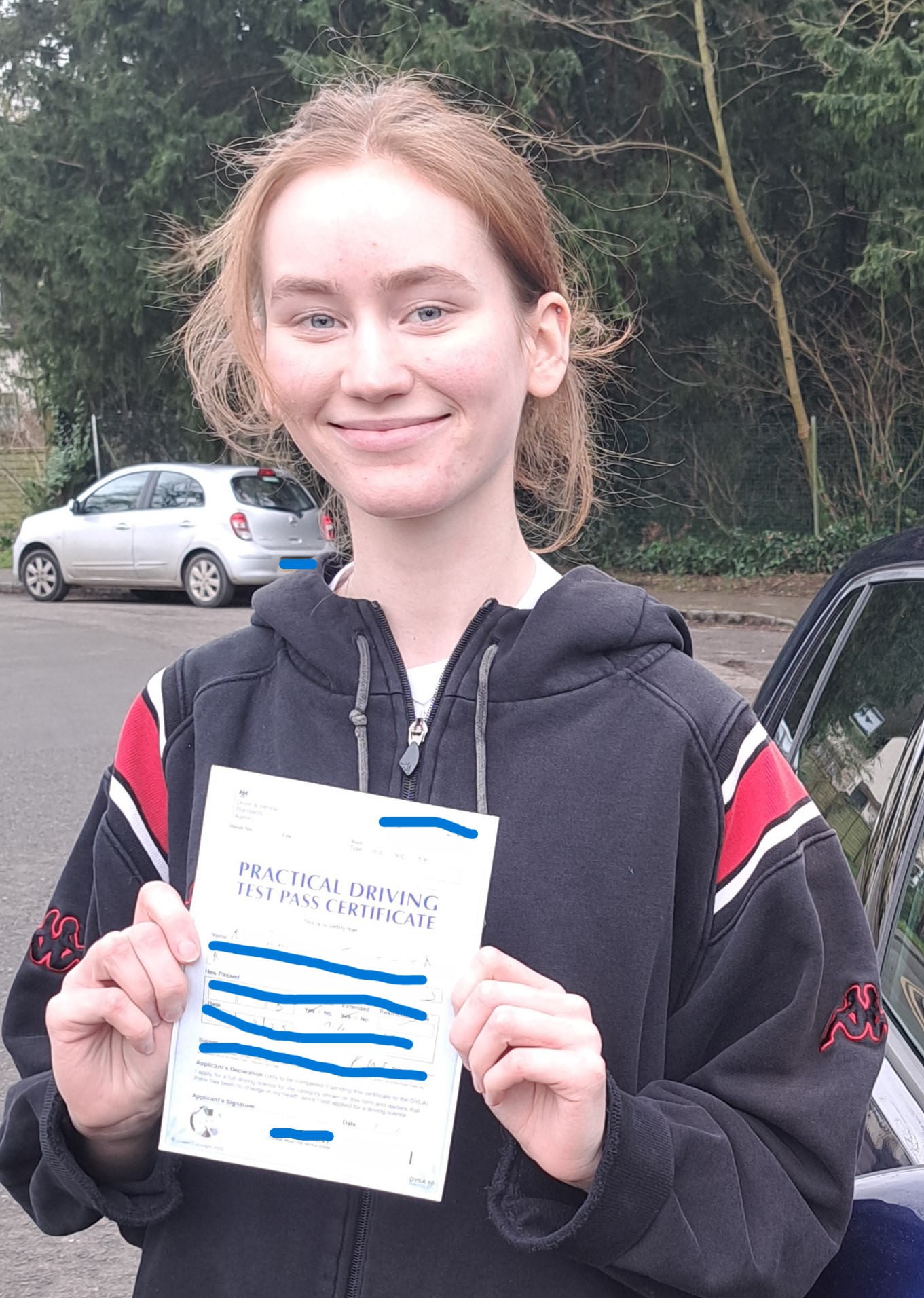 Scarlett D passes her driving test in Aylesbury with our driving instructor Mark W-J as just a few days training 1st time.